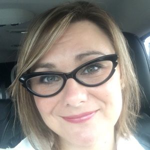 Meet your Posher, Carrie